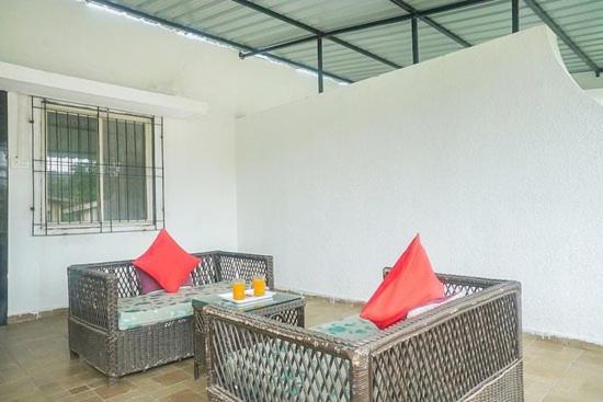 Olive Villa Khandala  Ngoại thất bức ảnh